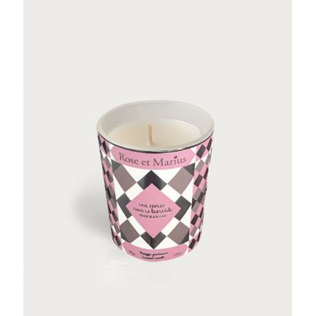 scented candle flowery